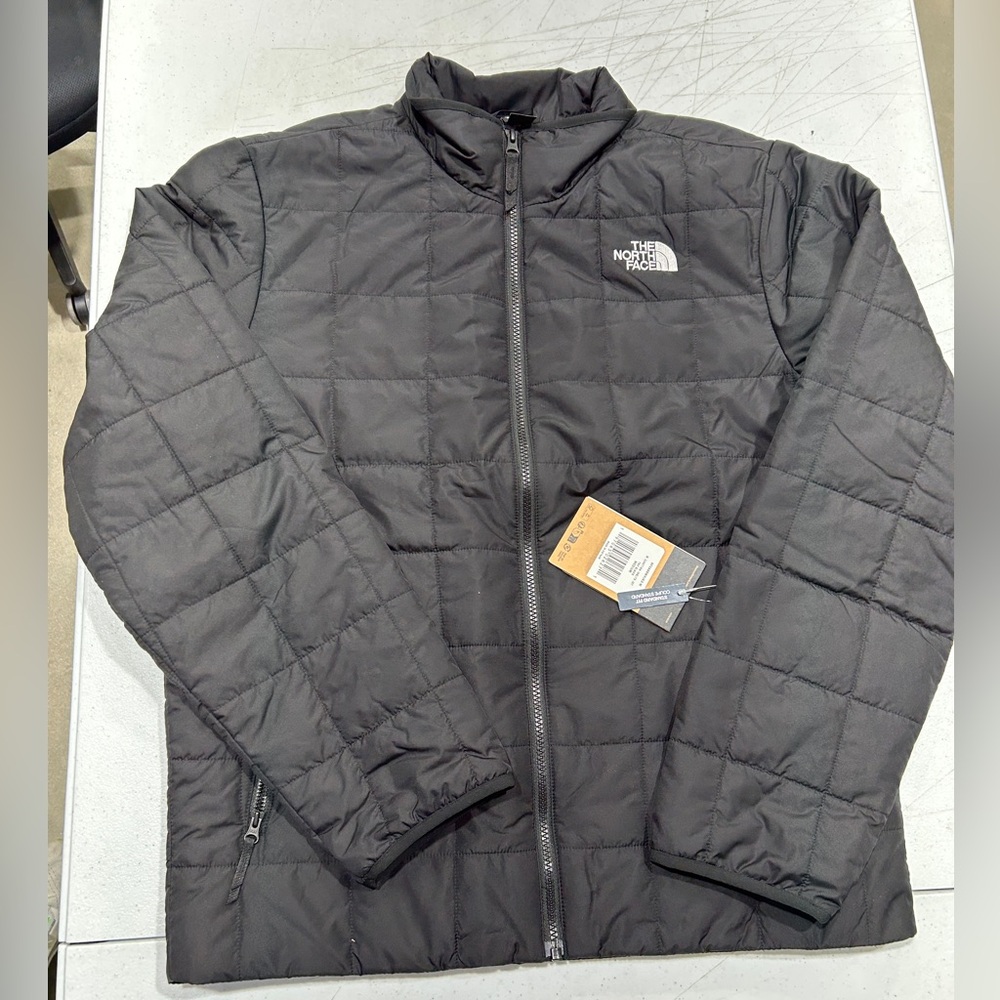 The North Face Men's Junction Insulated Jacket in TNF Black - Various Sizes